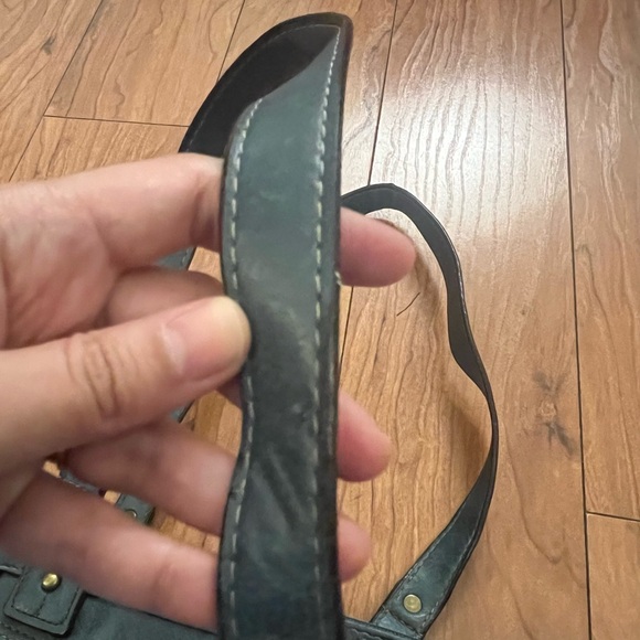 b.o.c Born Concepts Blue Multi-compartment Shoulder Bag Purse Zippers Snap - Picture 15 of 16